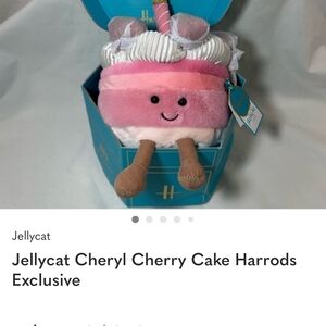 WARNING! yet another seller selling fake jellycats